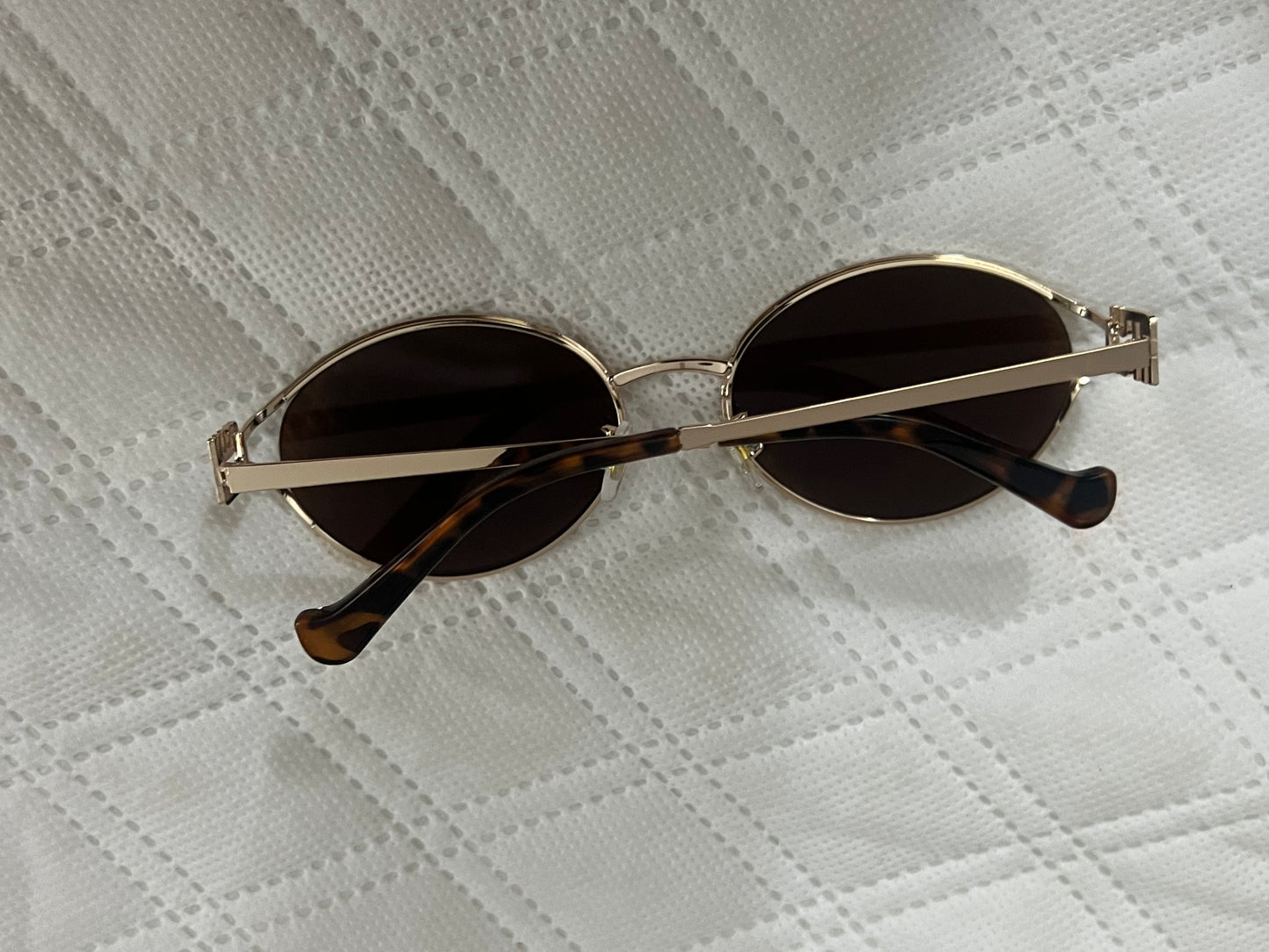 MIU MIU SUNGLASSES