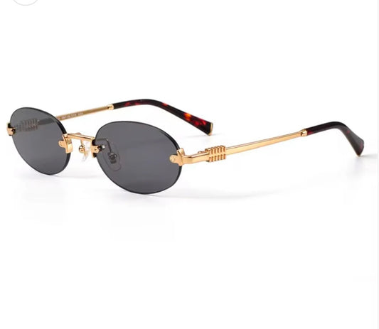 Miu Miu sunglasses (black)