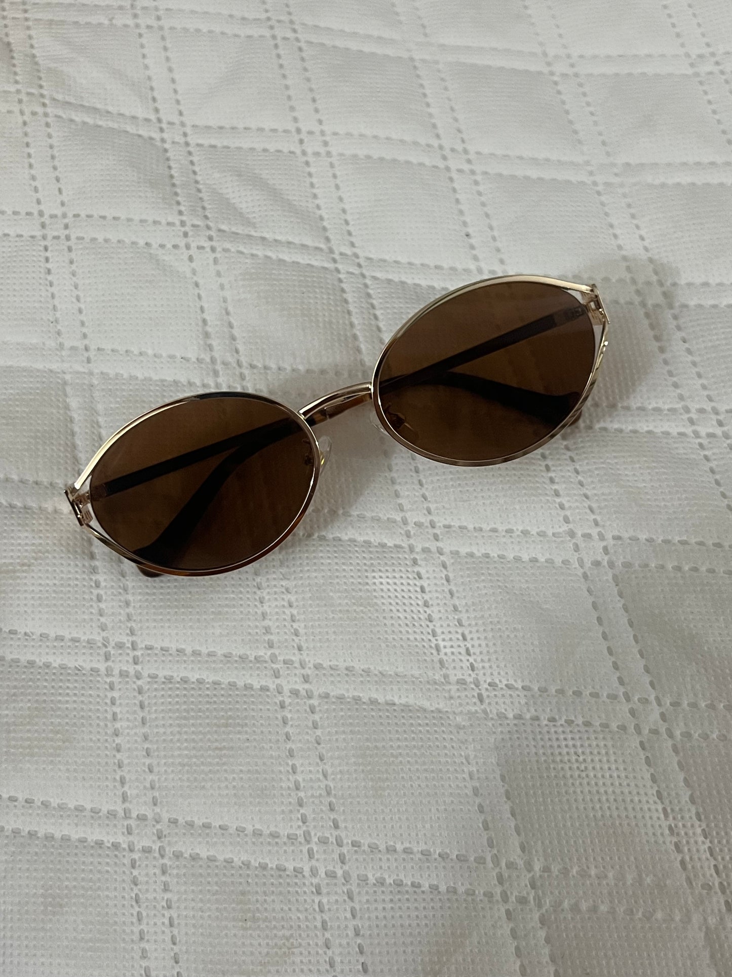 MIU MIU SUNGLASSES