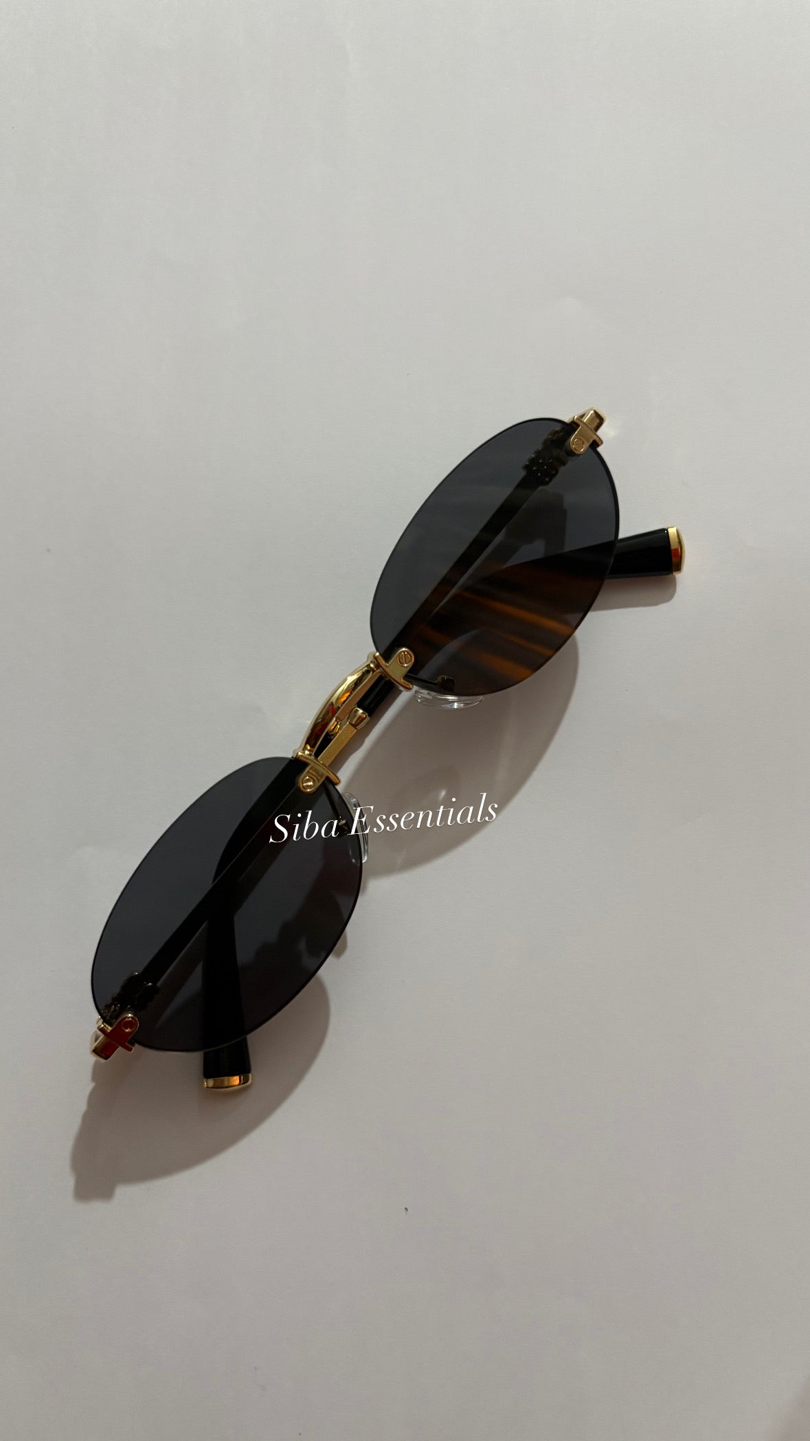 Miu Miu sunglasses (black)
